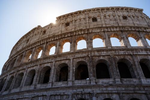 Cheap first class flight to Rome
