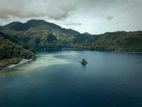 Cheap Business Class Flights to Papua New Guinea