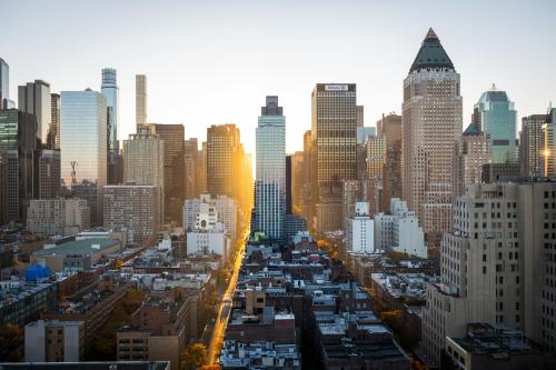 Cheap first class flights from London to New York