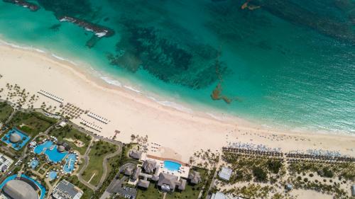 Cheap Business Class Flights to Punta Cana (PUJ)