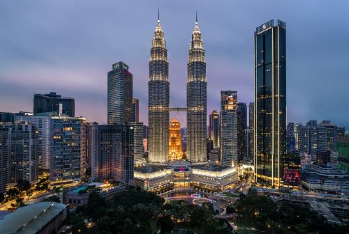 Cheap first class flight to Malaysia