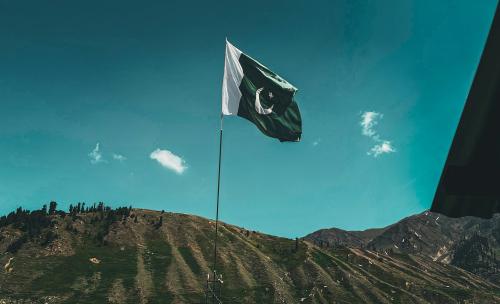 Cheap Business Class Flights to Pakistan