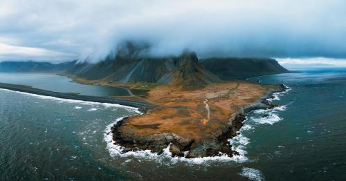 Cheap Business Class Flights to Iceland (KEF)