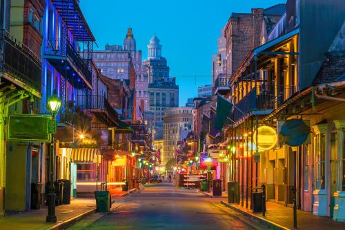 Cheap Business Class Flights to New Orleans (MSY)
